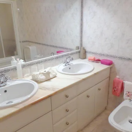 3 Bedrooms With View Furnished Balcony And Wifi At 7 Km Away From The Διαμέρισμα